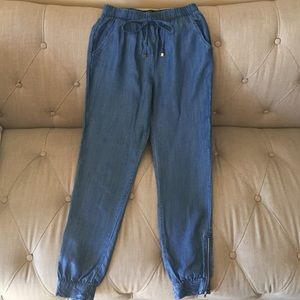 🎈SALE🎈Denim pant - new with tags - zipper detail