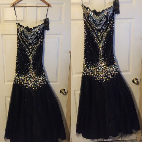 Prom Dress - Picture 3 of 3