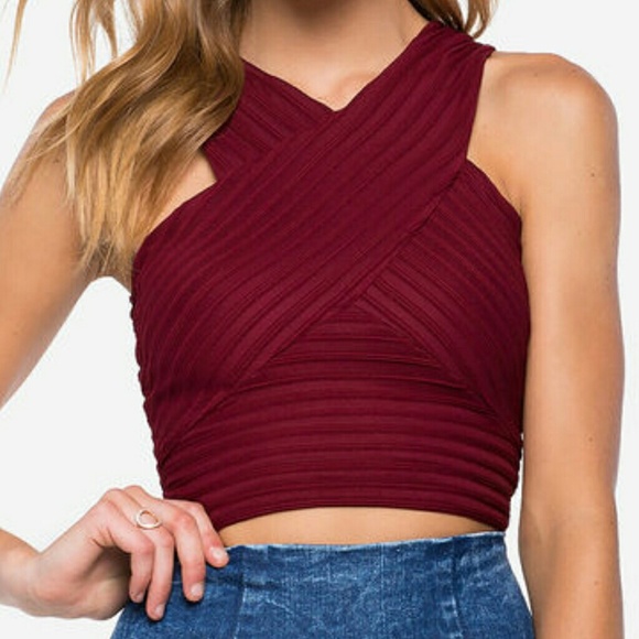 CLOSET CLOSING Wine/Garnet/Burgundy Crop Top