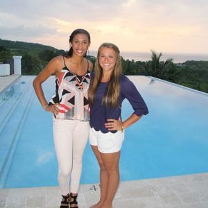 Meet your Posher, Elaina