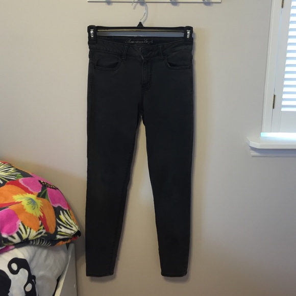American Eagle High Rise Jegging
