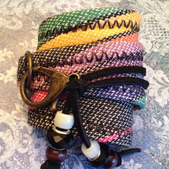 Handcrafted adjustable wrap cuff bracelet - Picture 4 of 4