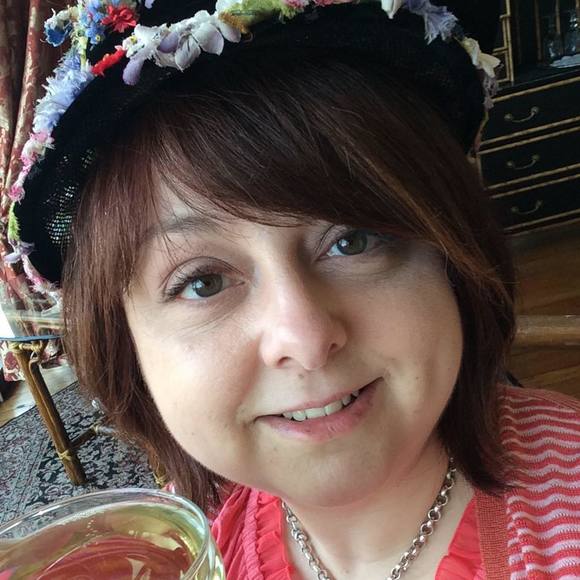 Meet your Posher, Chris - Picture 1 of 1