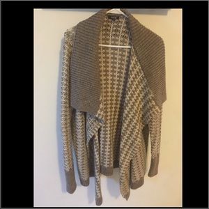 Open front long sleeve sweater