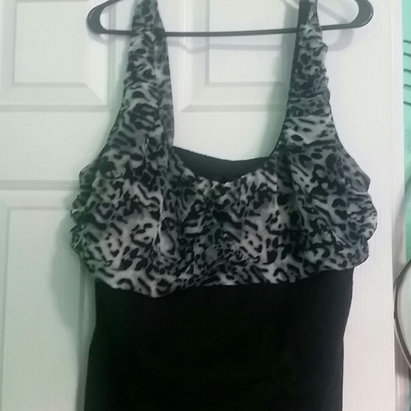 Retro chick top