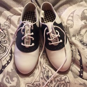 Saddle Oxfords