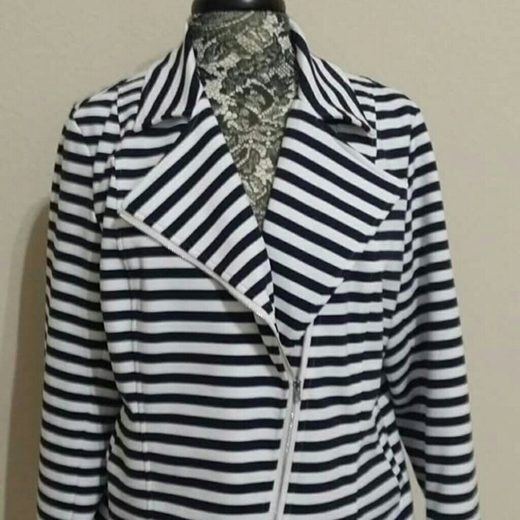 ***price marked down** Navy Blazer
