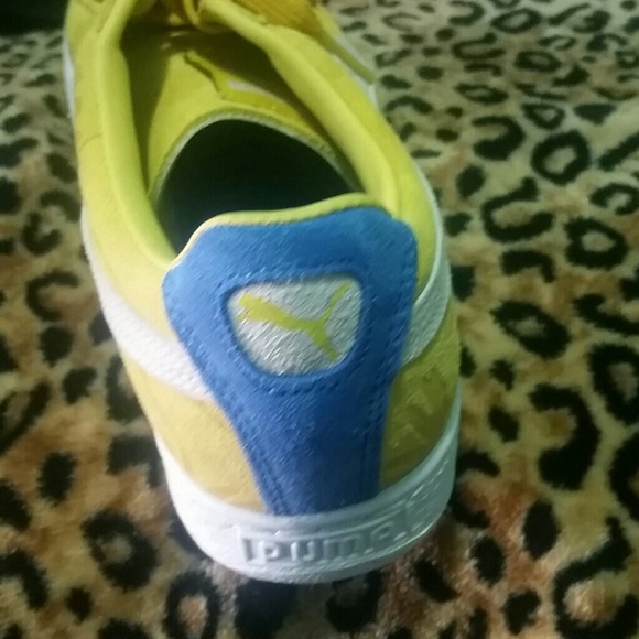 Shoes - Picture 2 of 3