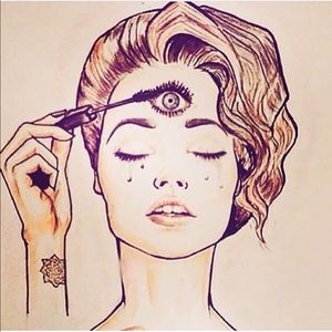 Meet your Posher, Alexis