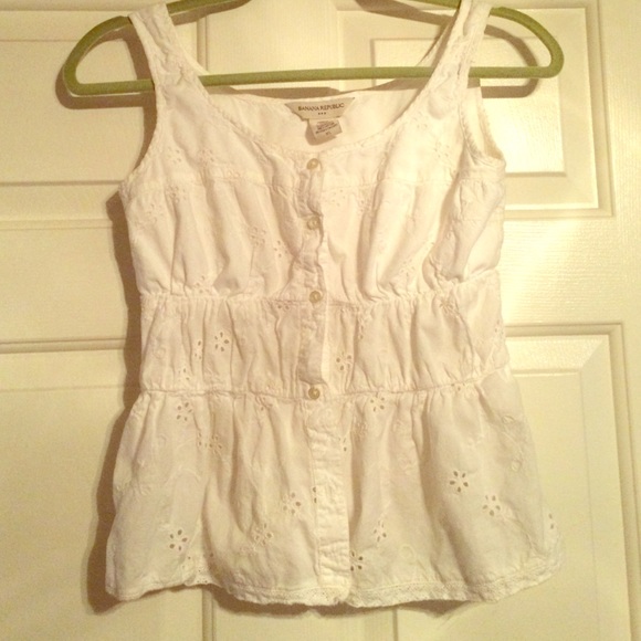 Banana republic XS white lace vest