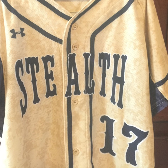 ⚾Boys ️Under Armor Jersey⚾️