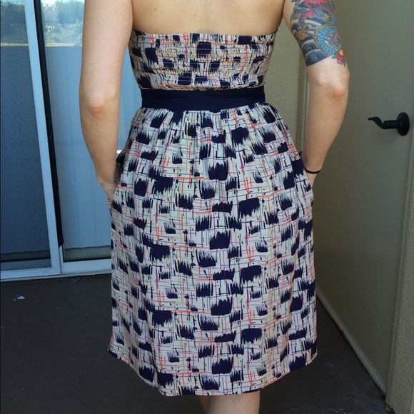 Silk cocktail dress from Anthropologie - Picture 3 of 3