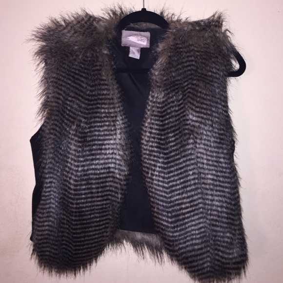 Faux fur vest