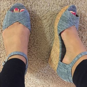 TOMS Chambray Wedge