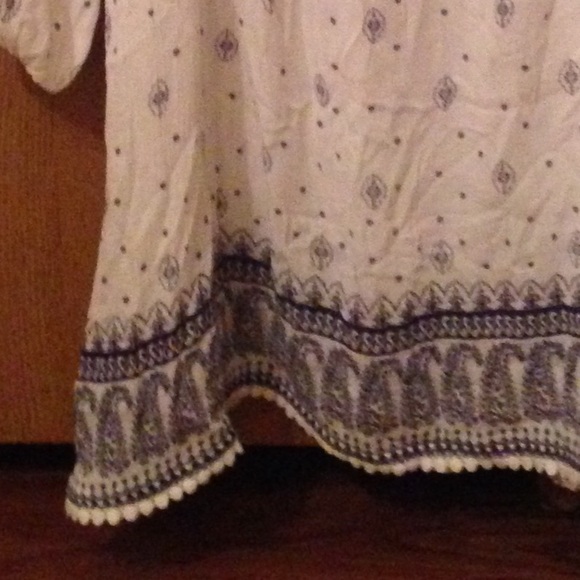 Blouse - Picture 3 of 3