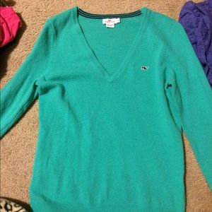 Vineyard vines sweater