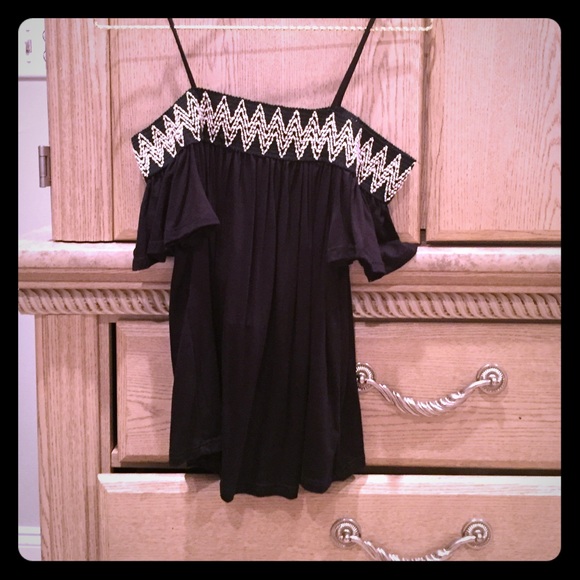 Super adorable Francesca's blouse