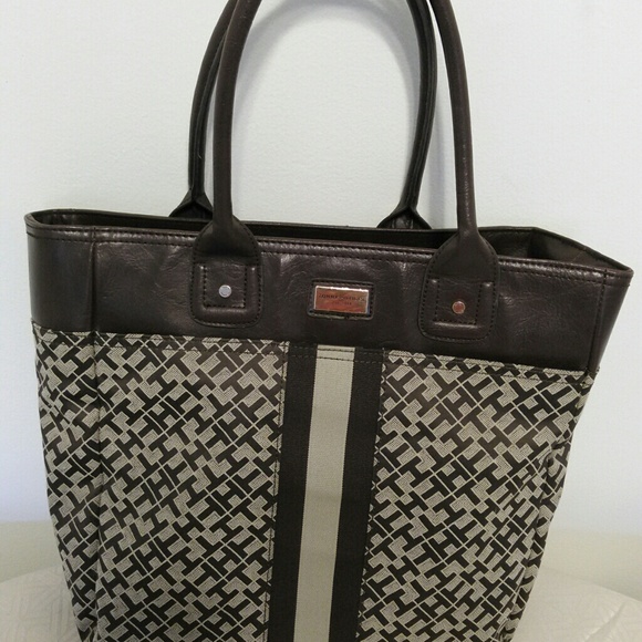 Tommy Hilfiger - Picture 1 of 1