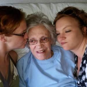 Meet your Posher, Carrie