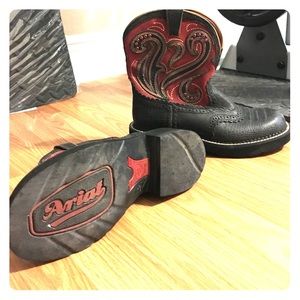 Ariat pull on boots