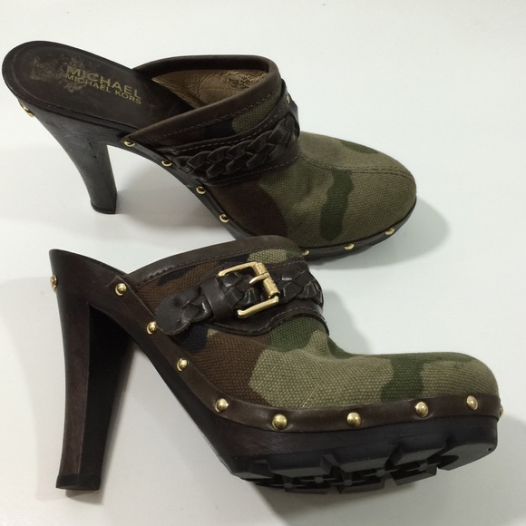 Michael Kors Shoes - Picture 2 of 4