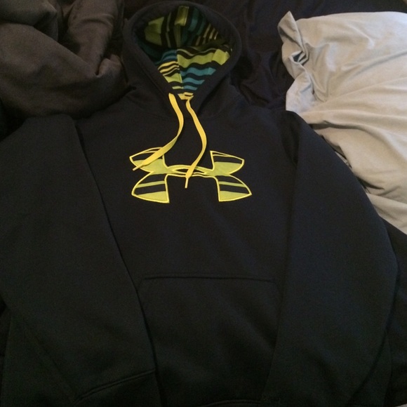 Under Armour Hoodie