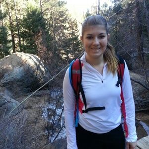 Meet your Posher, Andrea