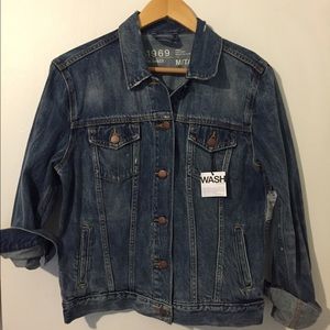 Never worn classic denim jacket