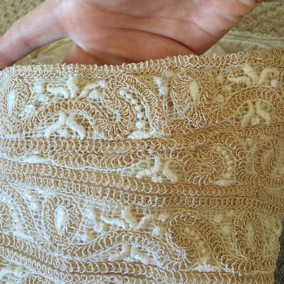 Last chance this week Cream strapless dress - Picture 3 of 3