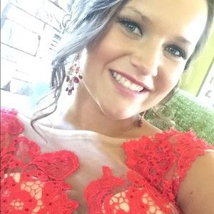 Meet your Posher, Haley