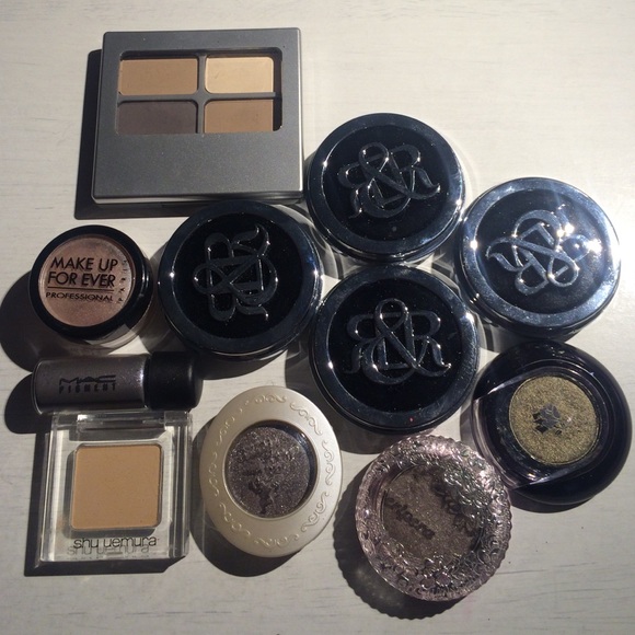 Eyeshadow and pigment lot