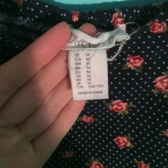 Forever 21 rose romper - Picture 3 of 4