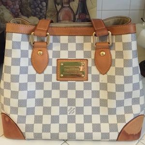 💗SOLD💗 Authentic Louis Vuitton Hampstead PM