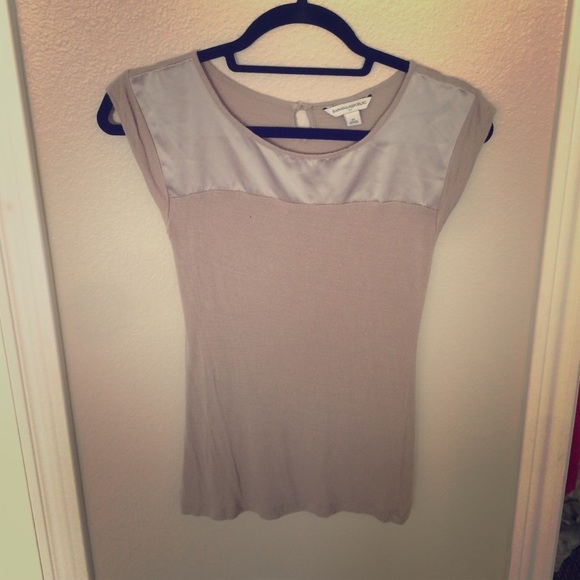 Dressy t-shirt with satin inlay