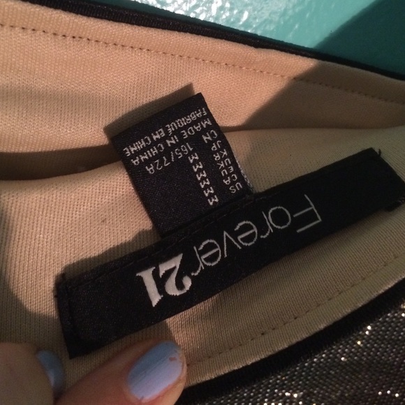 Sparky gold pencil skirt - Picture 3 of 3