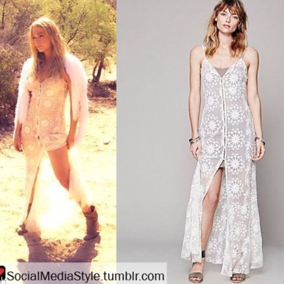Free People Dresses & Skirts - Gorgeous lace dress