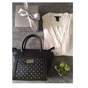 MUST BUY Nine West Crossbody🍂