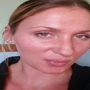 Meet your Posher, Lynz