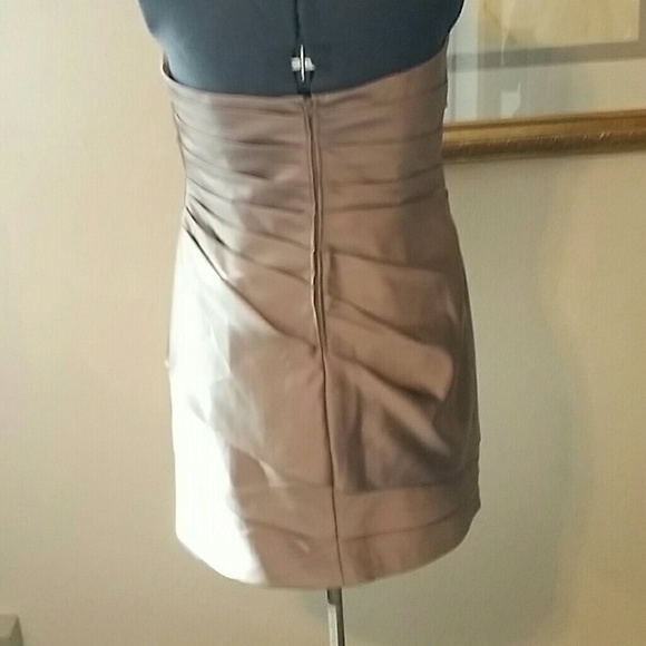 Satin Strapless - Picture 2 of 3