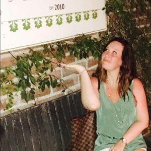 Meet your Posher, Genna