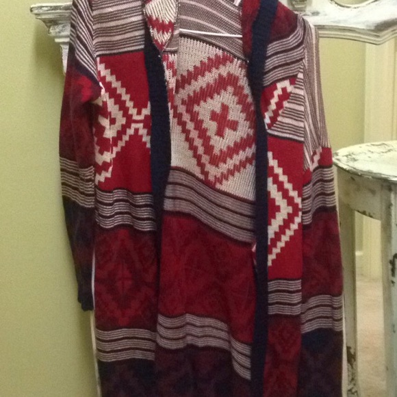 Red & Blue Aztec Print Hooded Sweater
