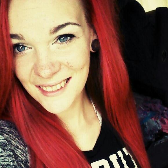 Meet your Posher, Emmaley