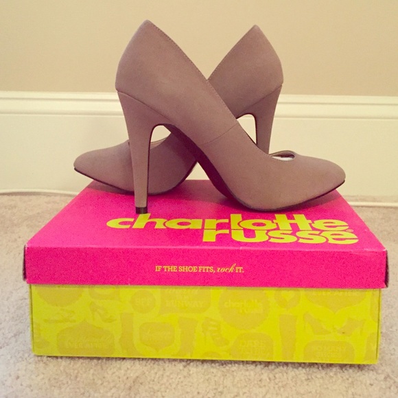 Brand new: never worn tan heels