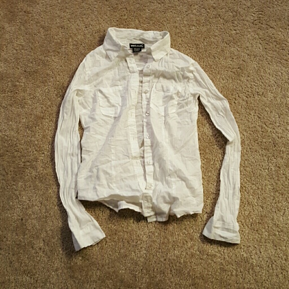 Wetseal white blouse