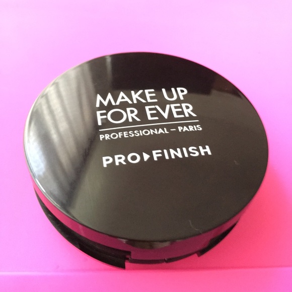 Makeup forever pro finish powder