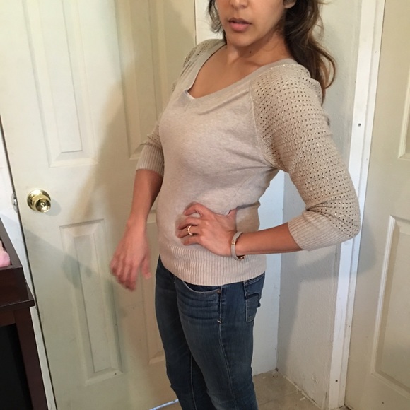 Gold detailed sweater - Picture 2 of 3