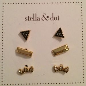 Stella & Dot Aurora Stud Pack