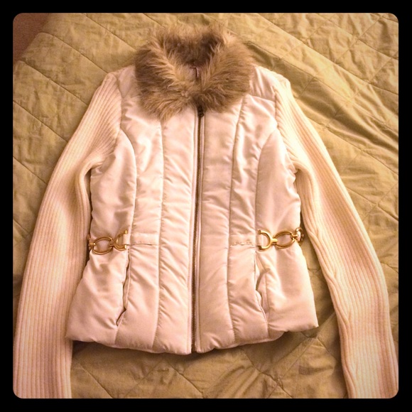 Fur Collar Zip-Up Sweater