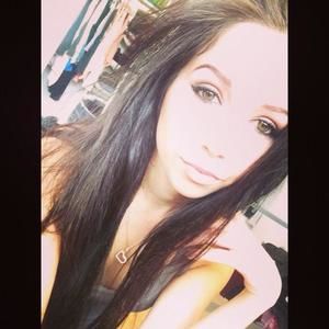 Meet your Posher, Amber