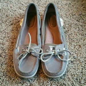 Sperrys!